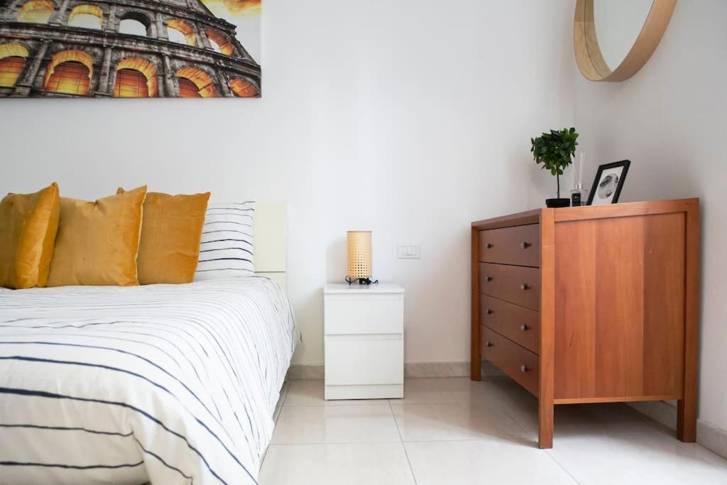 A Comfortable Apartment For You In San Lorenzo Róma Kültér fotó